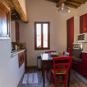  Apartment Porta Pispini