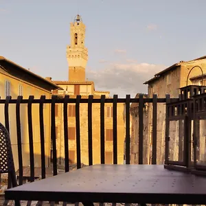 La Costarella - With Cozy Terrace Sienne