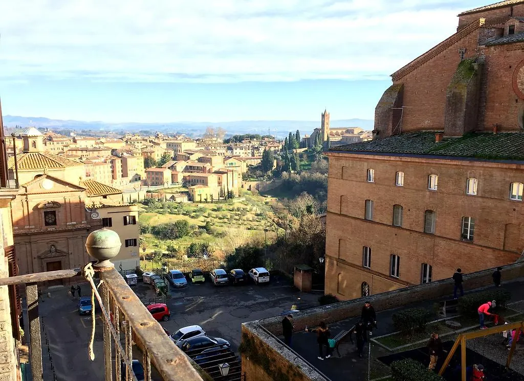 Palazzo Pannilini Apartment Siena