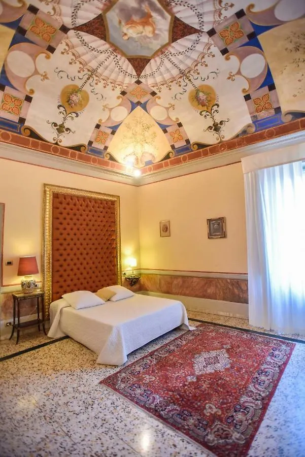 Palazzo Pannilini Appartamento Siena